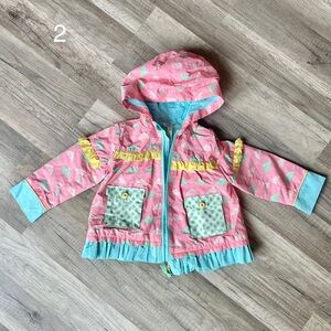 Matilda Jane Girls Raincoat, size 2, Looks Like Rain